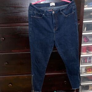 #63 Rebel Ankle Jeans